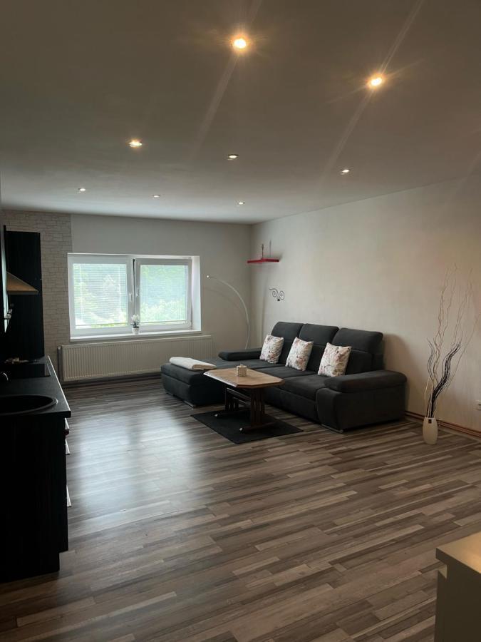 Apartman V Rodinnem Dome Jaromer Exterior photo